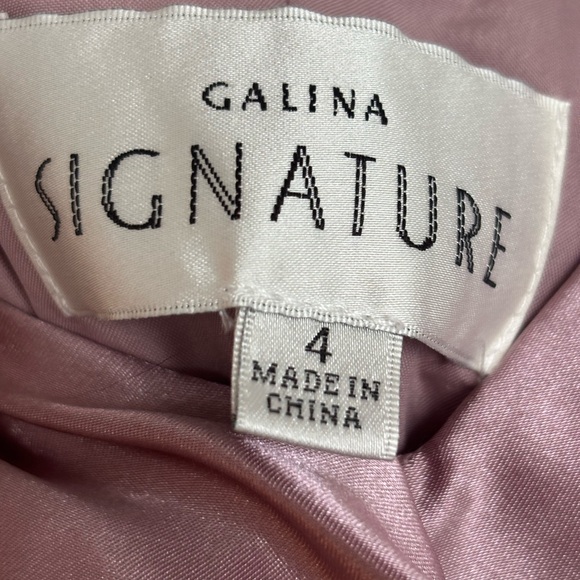 GALINA SIGNATURE 16” PTP Satin Ruched Maxi Dress, Light Purple/Pink, Size 4. - Picture 6 of 15